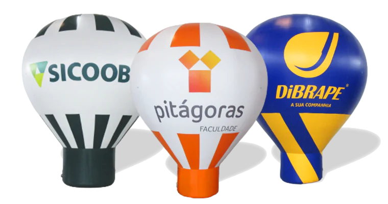 Balão inflável personalizado com impressão da marca do cliente, instalado em evento externo. Fabricado pela RVB Balões com lona PVC Sansuy SANPRO III e impressão Canon UV Gel.