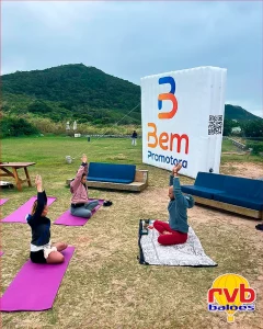 Logomarca Inflavel [bem Promotora] [logomarca Inflavel] [marketing Promocional] A Imagem Mostra Um B