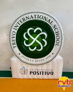 Painel Inflavel [trevo International School] [painel Inflavel] [educacao] A Imagem Mostra Um Painel 