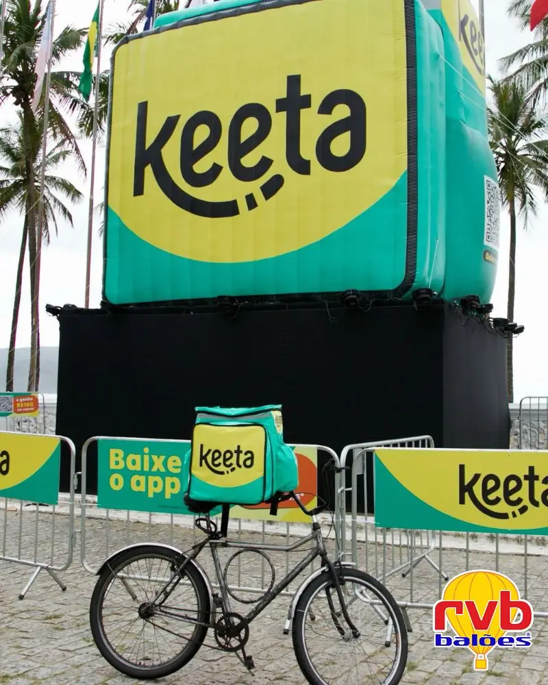 Inflável keeta em ação