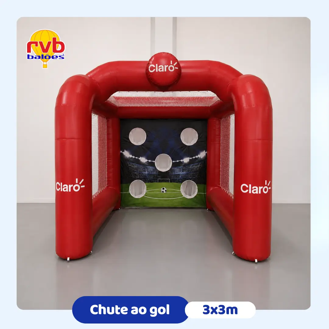 Chute ao Gol Inflável Claro 3x3m — Ativação de Marca em PDV | RVB Balões Chute ao gol inflável personalizado Claro 3x3 metros para ativação de marca em PDV, fabricado pela RVB Balões