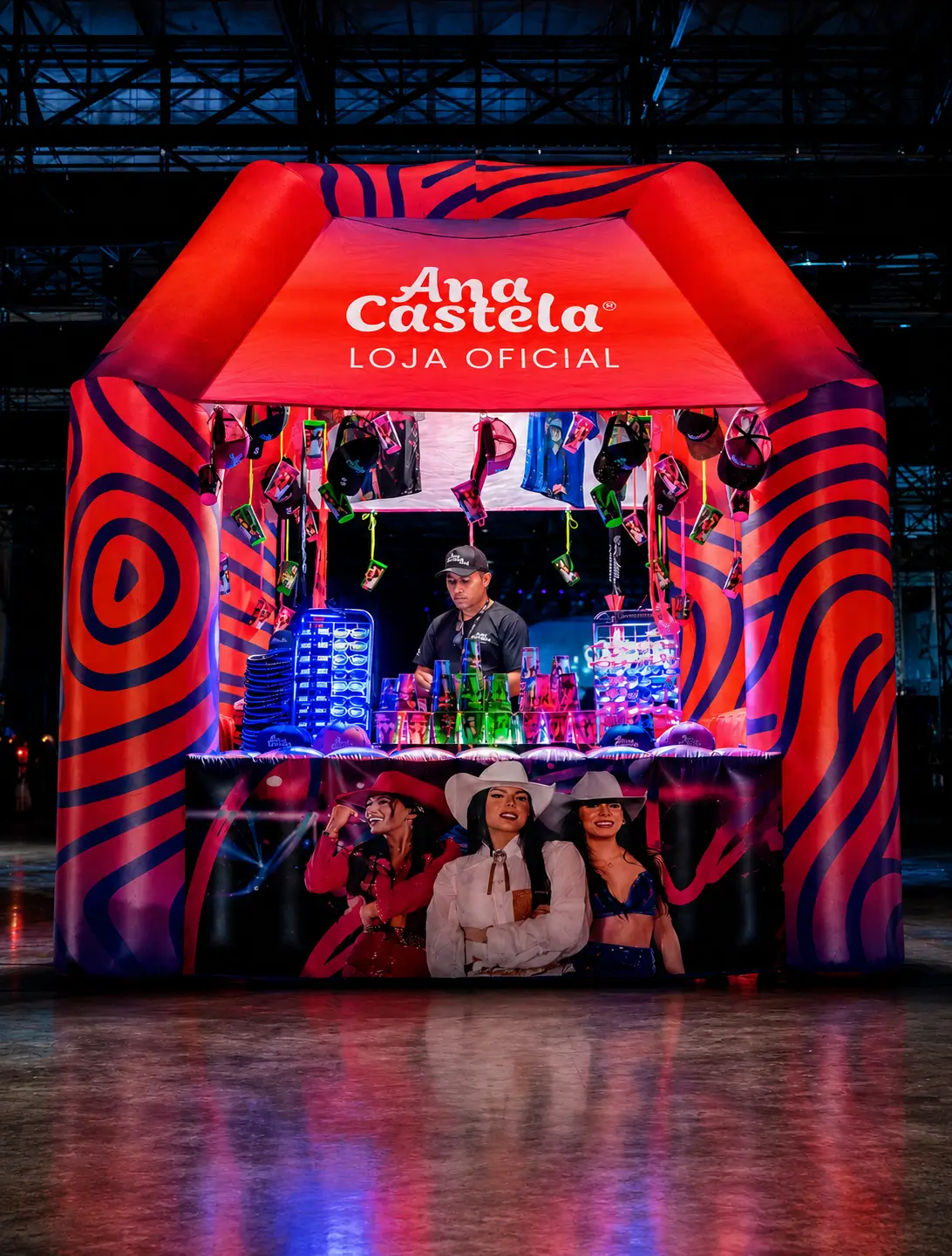 Tenda Inflável Personalizada Ana Castela para Loja Oficial em Evento de Música Sertaneja