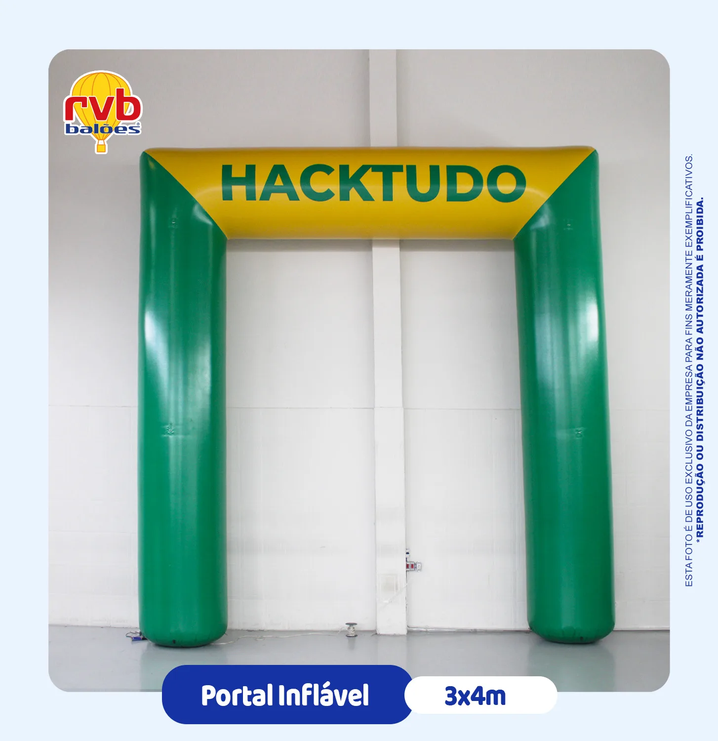 Portal inflável personalizado Hacktudo 3x4 metros para eventos e ativações de marca.
