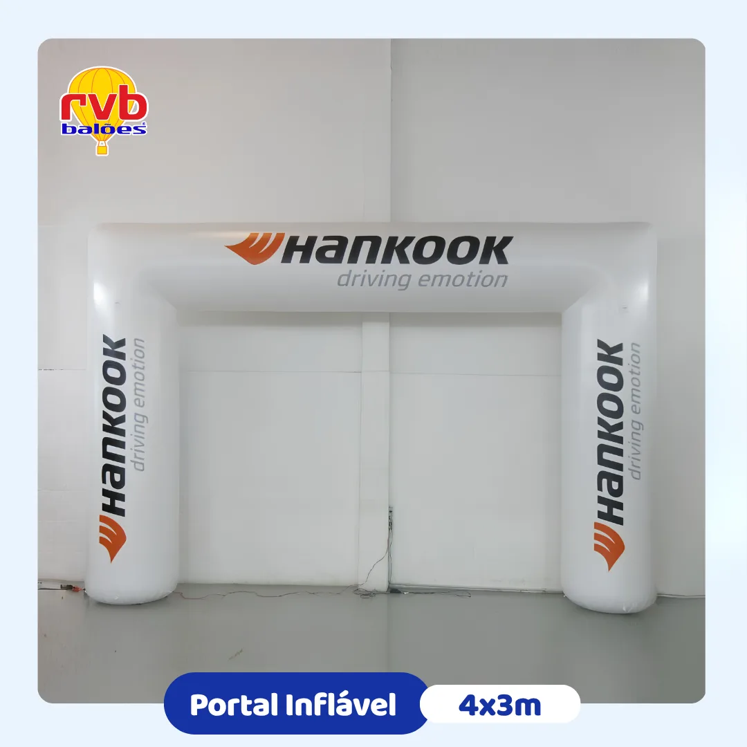 Portal inflável personalizado Hankook 4x3 metros para ações promocionais e eventos automotivos.