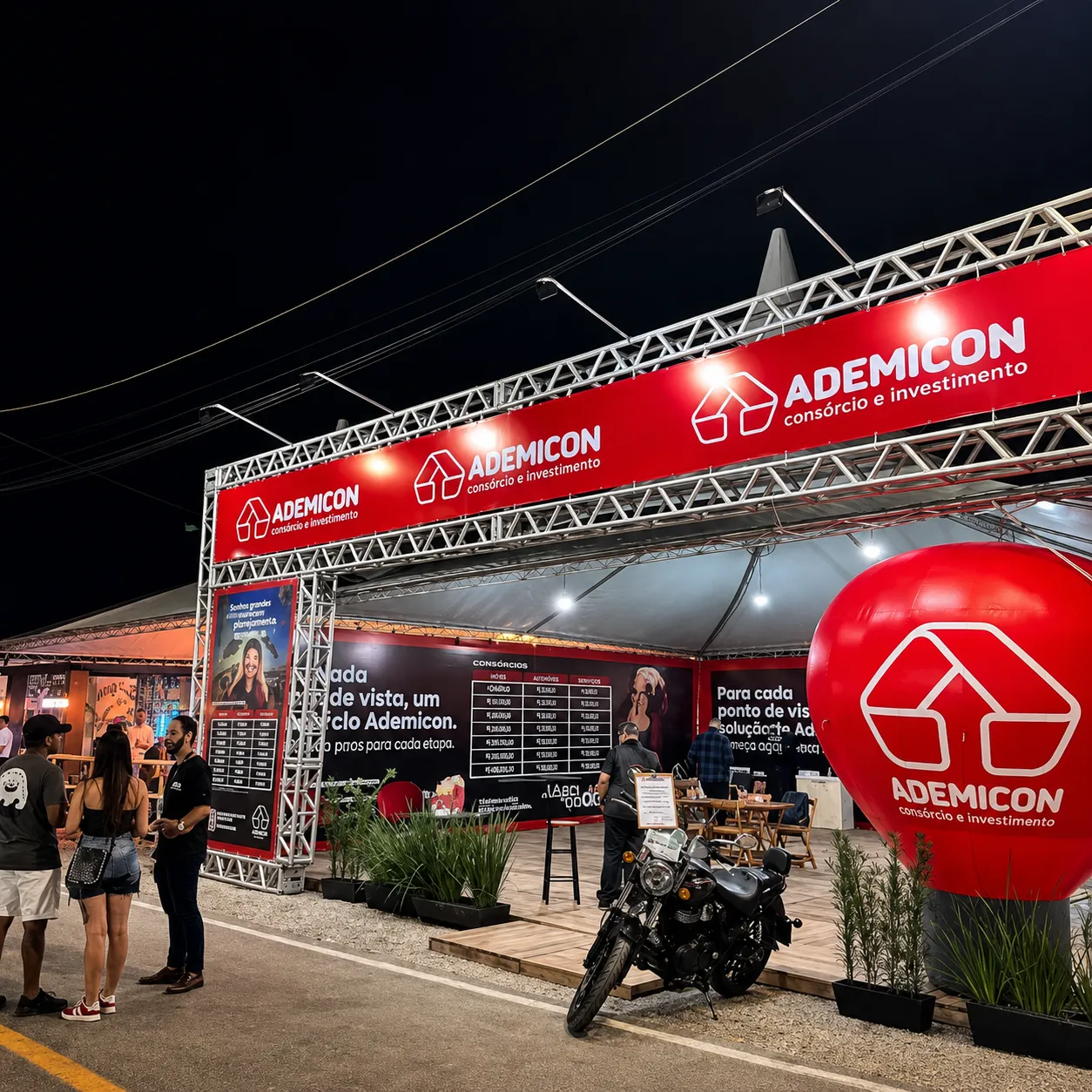Balão inflável Ademicon em evento em Palhoça