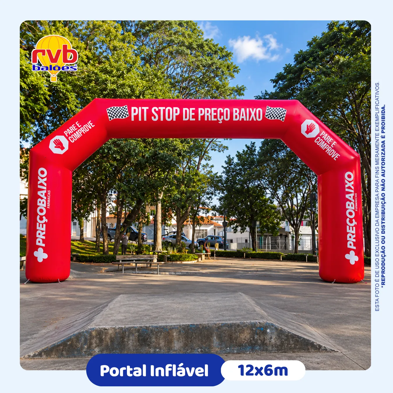 Portal inflável personalizado 12x6m da Preço Baixo Farmácias para ação promocional