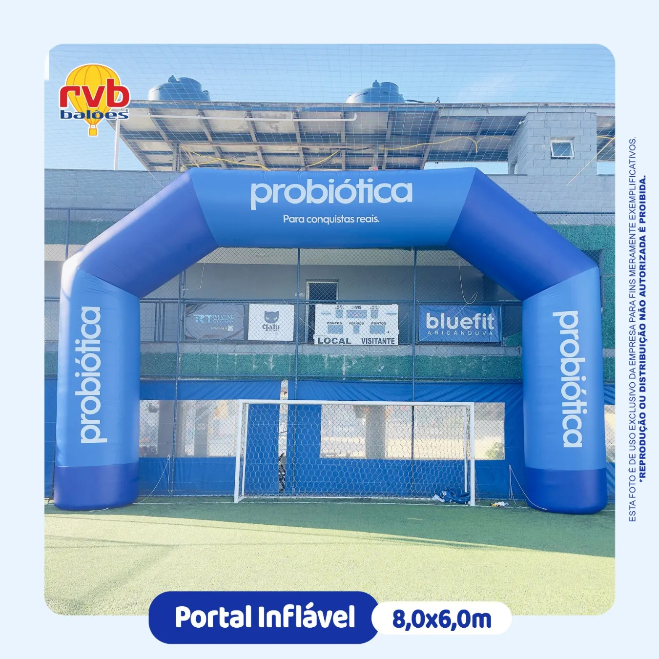 Portal inflável personalizado 8x6m da Probiótica instalado em evento esportivo
