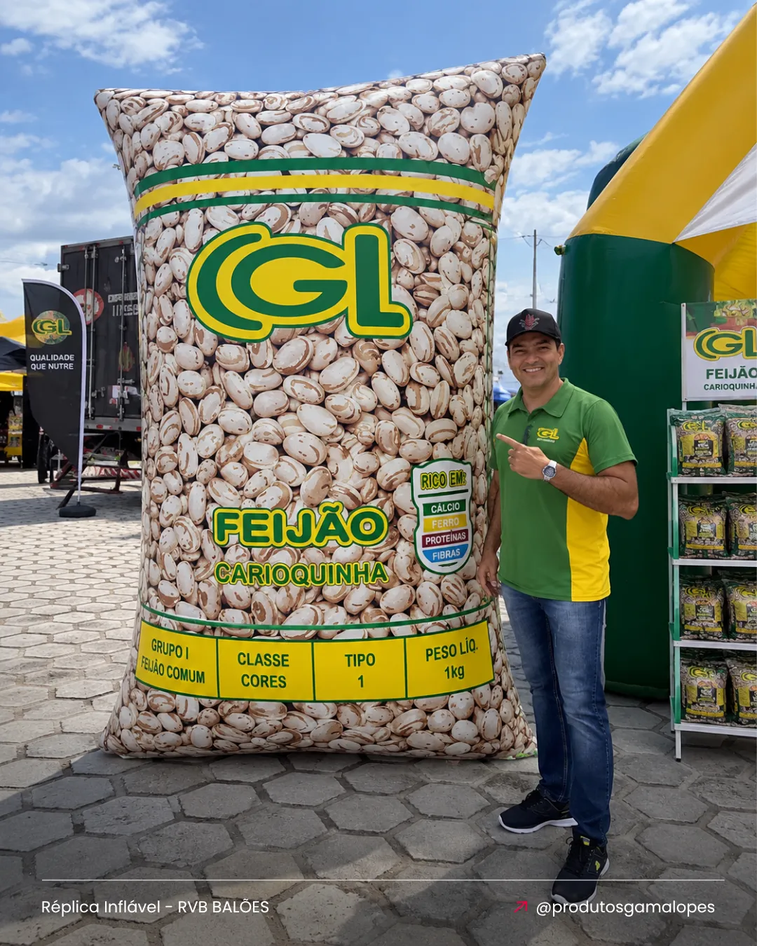 Réplica inflável personalizada de embalagem Gama Lopes para divulgação de produto no ponto de venda