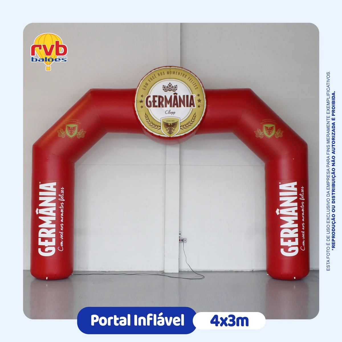 Portal Inflável 4x3m Germânia para Entrada de Evento | RVB Balões Portal inflável vermelho de 4x3m com medalhão da Germânia no topo, exemplo de projeto da RVB Balões