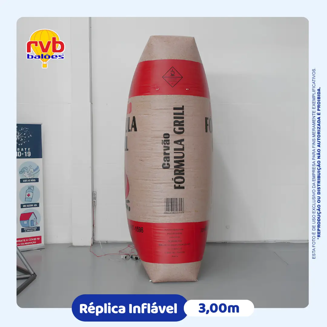 Réplica Inflável de Saco de Carvão Fórmula Grill 3,00m, Vista Lateral | RVB Balões Réplica inflável de saco de carvão Fórmula Grill 3,00m, vista lateral com código de barras, fabricada pela RVB Balões